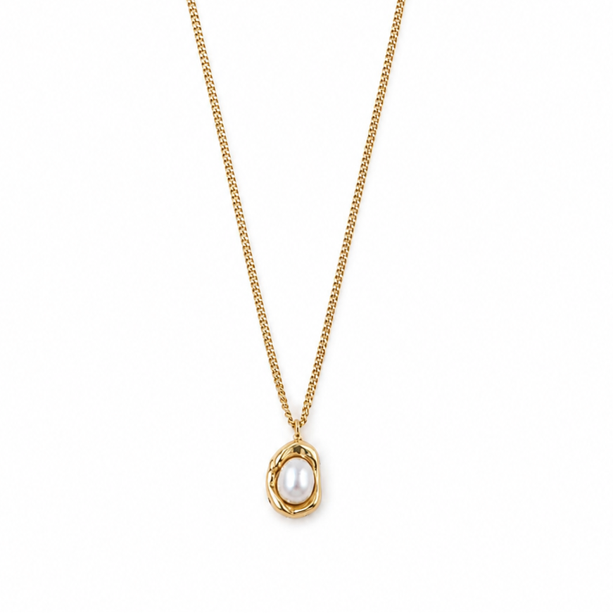 Paria Pearl Necklace
