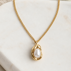 Paria Pearl Necklace